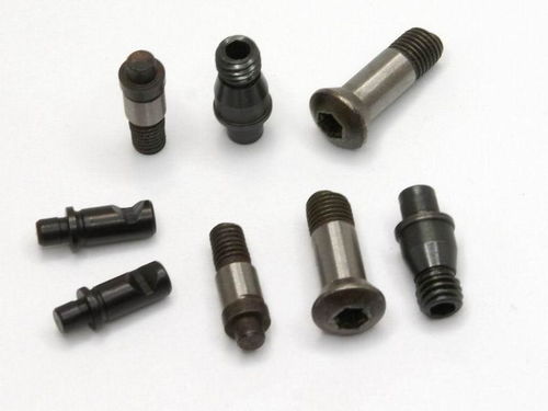 中心柱螺丝 东莞锦鸿螺丝五金制品厂的专业标准件加工与销售